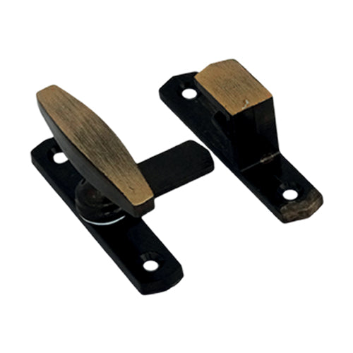 عصفورة عادة كومكس