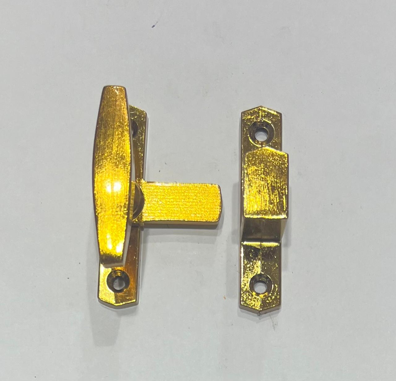 عصفورة عادة كومكس