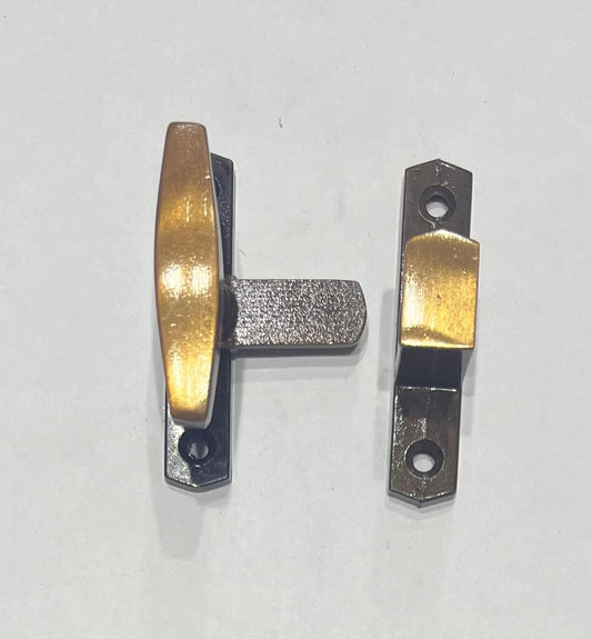 عصفورة عادة كومكس